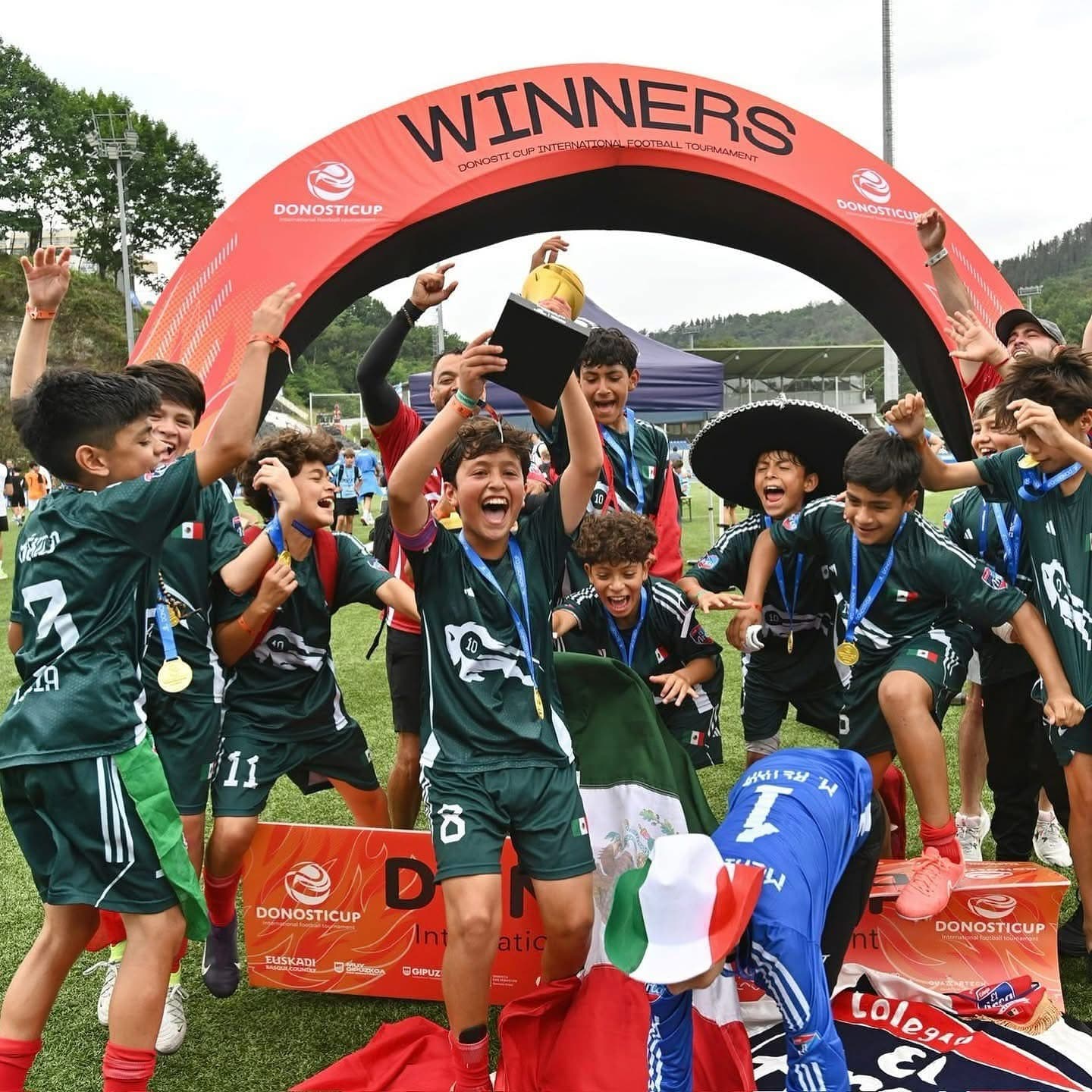 Campeones en la Donosti Cup